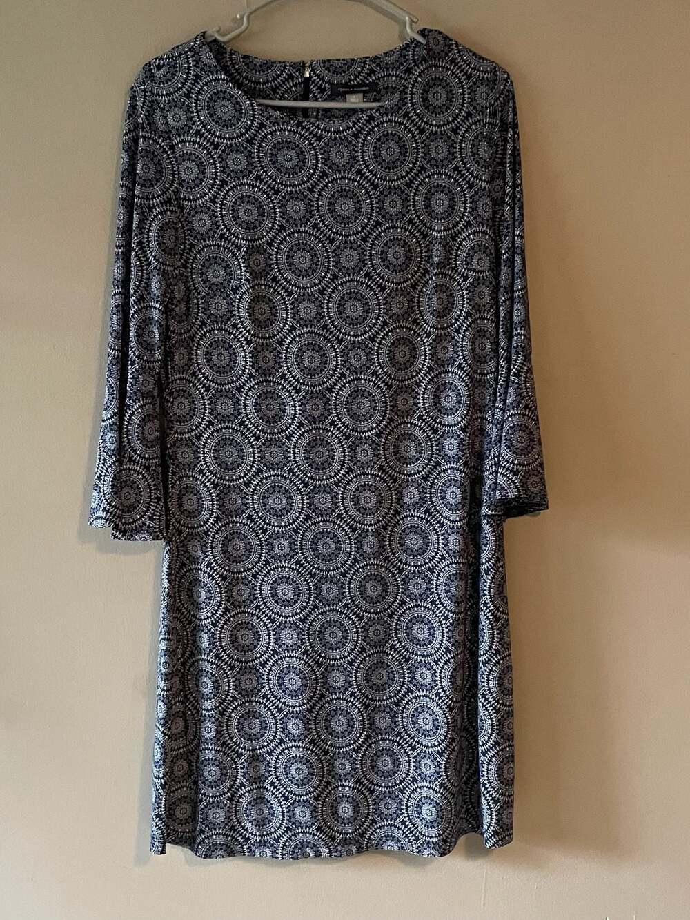 Navy Blue White Medallion Print Bell Sleeve Shift Dress Size 8